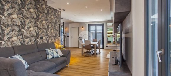 9 غرف نوم فيلا في La Cassa, Italy رقم 333854 5