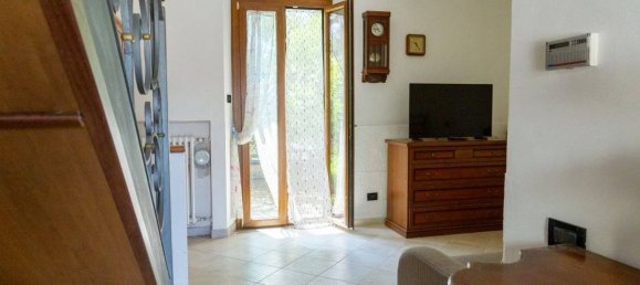 2 bedrooms Apartment in Arcore, Italy No. 341495 15