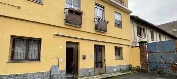 2غرفة شقة في Buscate, Italy رقم 138822 3