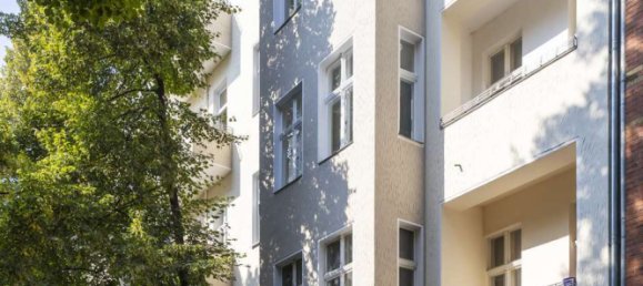 Квартира с 2 комнатами в Нойкёльн, Германия № 341461 3