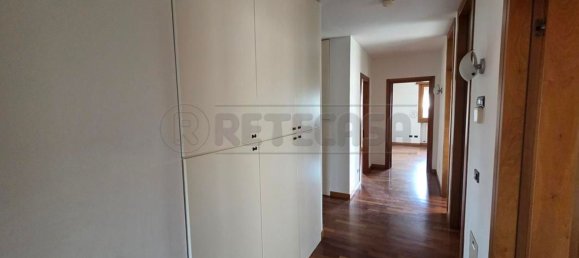 8 غرف نوم منزل في Torri di Quartesolo, Italy رقم 324130 15