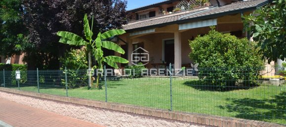 8 rooms Villa in Montechiarugolo, Italy No. 280477 7