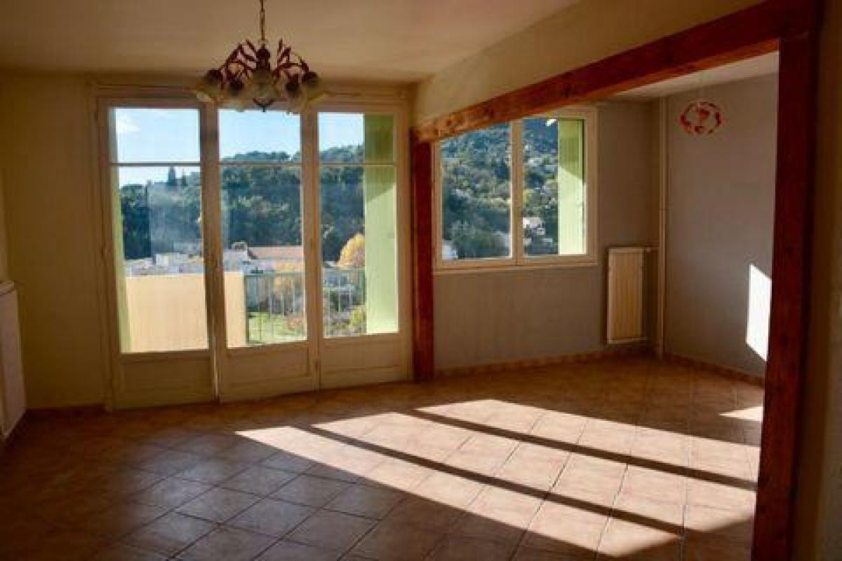 3 bedrooms Apartment in Ales, France No. 26753