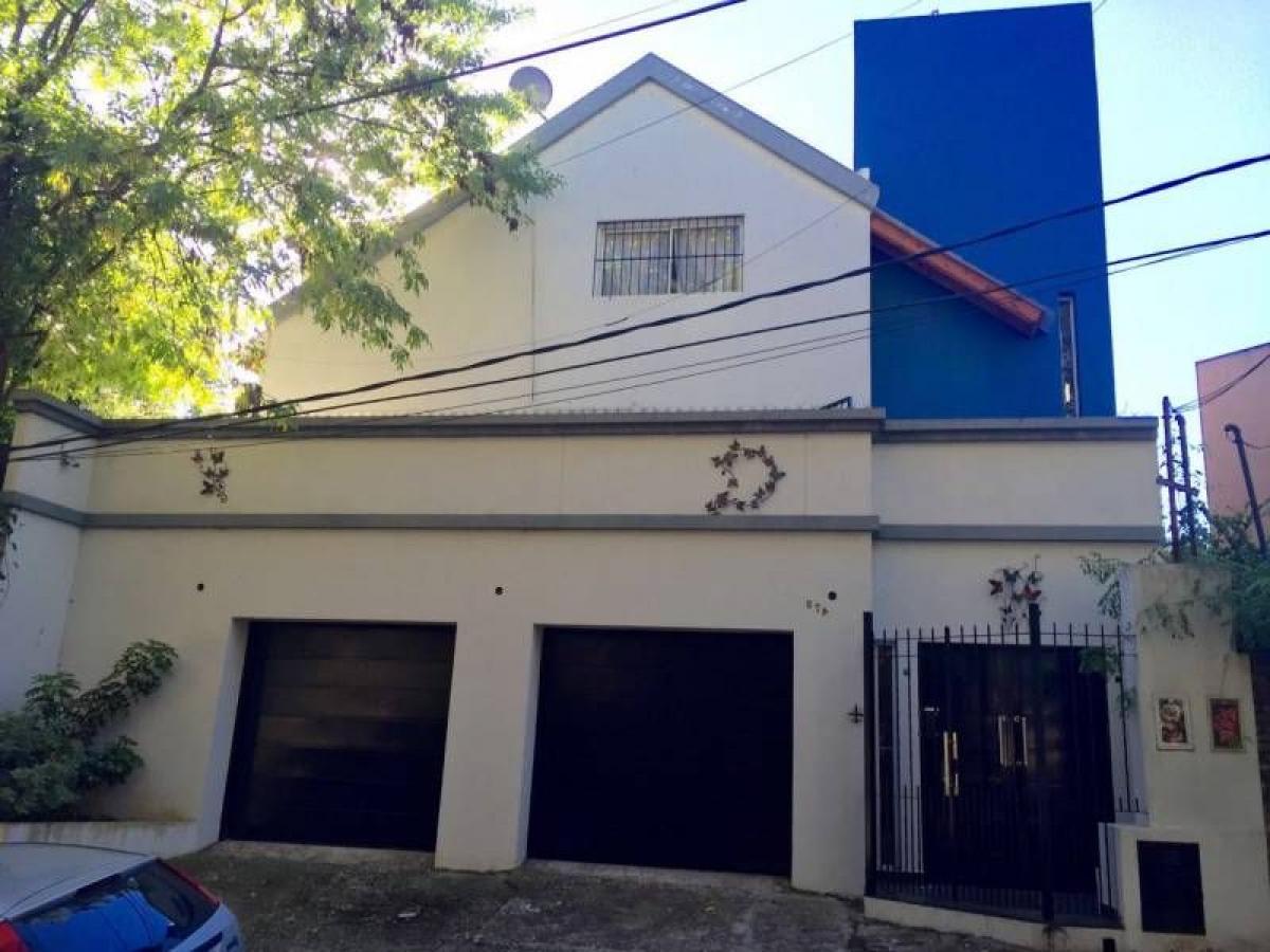 3 Schlafzimmer Haus in San Fernando, Argentina, Nr. 102078