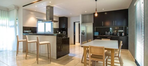 5 bedrooms Villa in Centre de Flacq, Mauritius No. 37 8