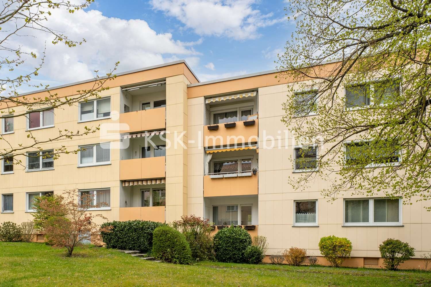 Квартира с 2 спальнями в Рейн-Эрфт, Германия № 323826