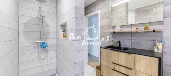 3 bedrooms House in Homecourt, France No. 216788 8