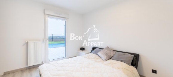 3 bedrooms House in Homecourt, France No. 216788 4