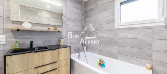 3 bedrooms House in Homecourt, France No. 216788 9