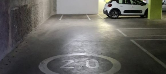 29m² Garage in Zaragoza, Spain No. 65579 2
