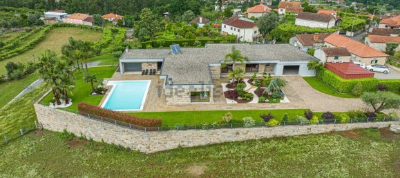 Casa de 4 dormitorios en Arcos de Valdevez, Portugal No. 176099 31