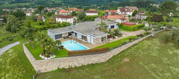 Casa de 4 dormitorios en Arcos de Valdevez, Portugal No. 176099 24