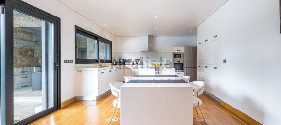 Casa de 4 dormitorios en Arcos de Valdevez, Portugal No. 176099 27