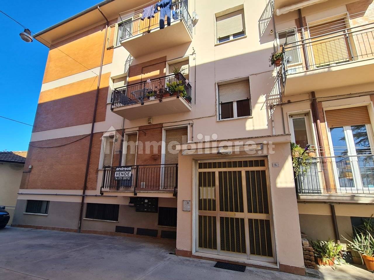 3 bedrooms Apartment in Staffolo, Italy No. 102885