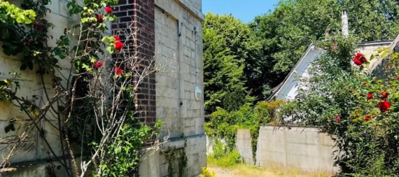 Studio in Chantilly, France No. 39773 3