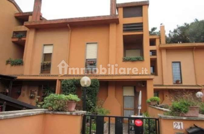 5غرفة شقة في San Polo dei Cavalieri, Italy رقم 282992