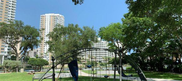 45.99m² propriété commerciale à vendre à Miami, Miami-Dade, Florida, USA № 614861 11