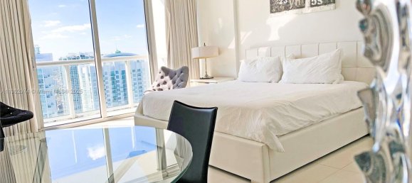 45.99m² propriété commerciale à vendre à Miami, Miami-Dade, Florida, USA № 614861 5
