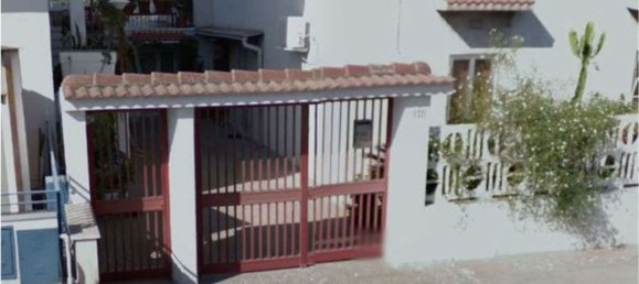 Вилла с 5 комнатами в Таранто, Италия № 295445 4