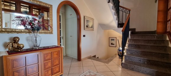 7 rooms House in Catanzaro, Italy No. 183668 25