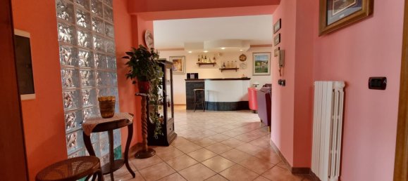 7 rooms House in Catanzaro, Italy No. 183668 16