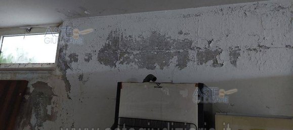 1-salle Garage à Corropoli, Italy No. 339900 4