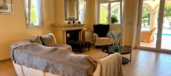 3 bedrooms Villa in Alicante, Spain No. 143959 5