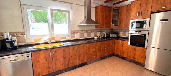 3 bedrooms Villa in Alicante, Spain No. 143959 7