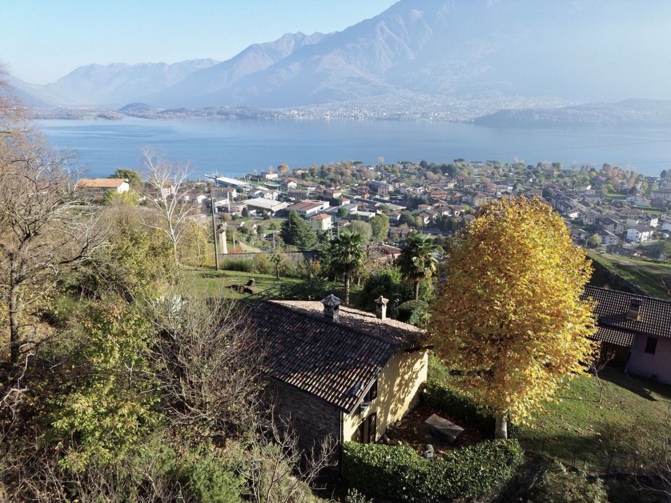 Villa de 5 divisões em Domaso, Italy N.º 128148