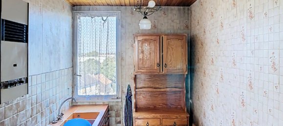 2 Schlafzimmer Wohnung in Eaubonne, France, Nr. 279583 11