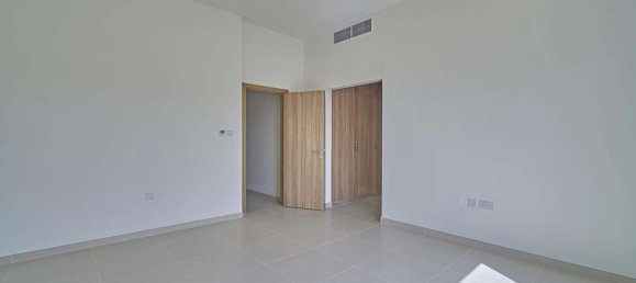 Таунхаус с 4 спальнями в Dubai Land, ОАЭ № 2708 3