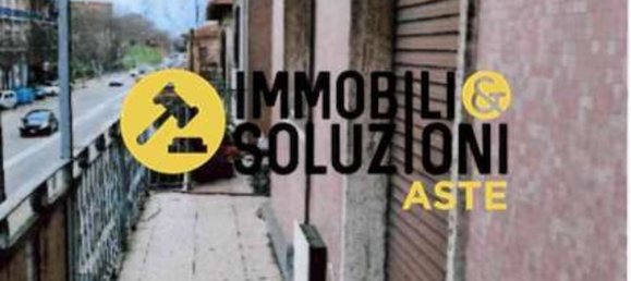 2 rooms Apartment in Varese, Italy No. 11286 31