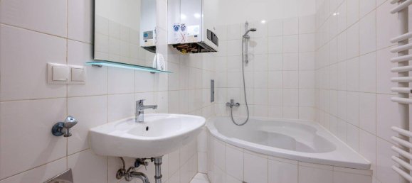 2 rooms Apartment in Margareten, Austria No. 192857 4