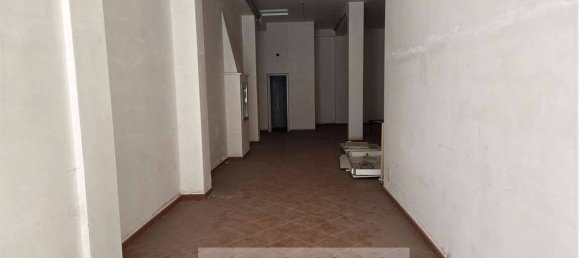 3-salle Appartement à Andria, Italy No. 284154 3