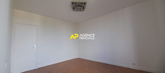 Apartamento de 1 dormitorio en Argenteuil, France No. 178395 3