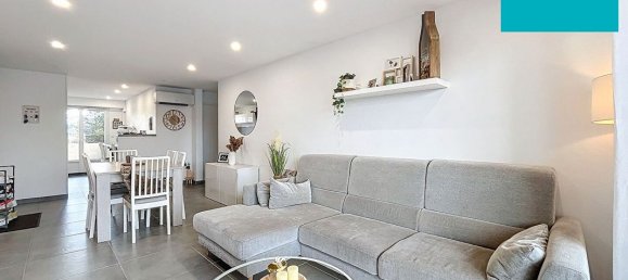 2 bedrooms Apartment in Montrond-les-Bains, France No. 202984 4