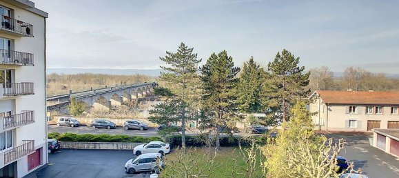 2 bedrooms Apartment in Montrond-les-Bains, France No. 202984 15