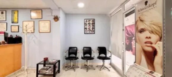 Gewerbliche Immobilie in Vilanova i la Geltru, Spain 117m², Nr. 133436 8