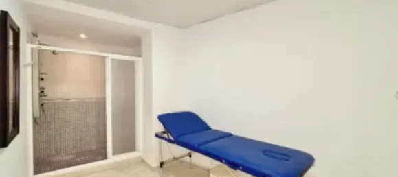 Gewerbliche Immobilie in Vilanova i la Geltru, Spain 117m², Nr. 133436 11