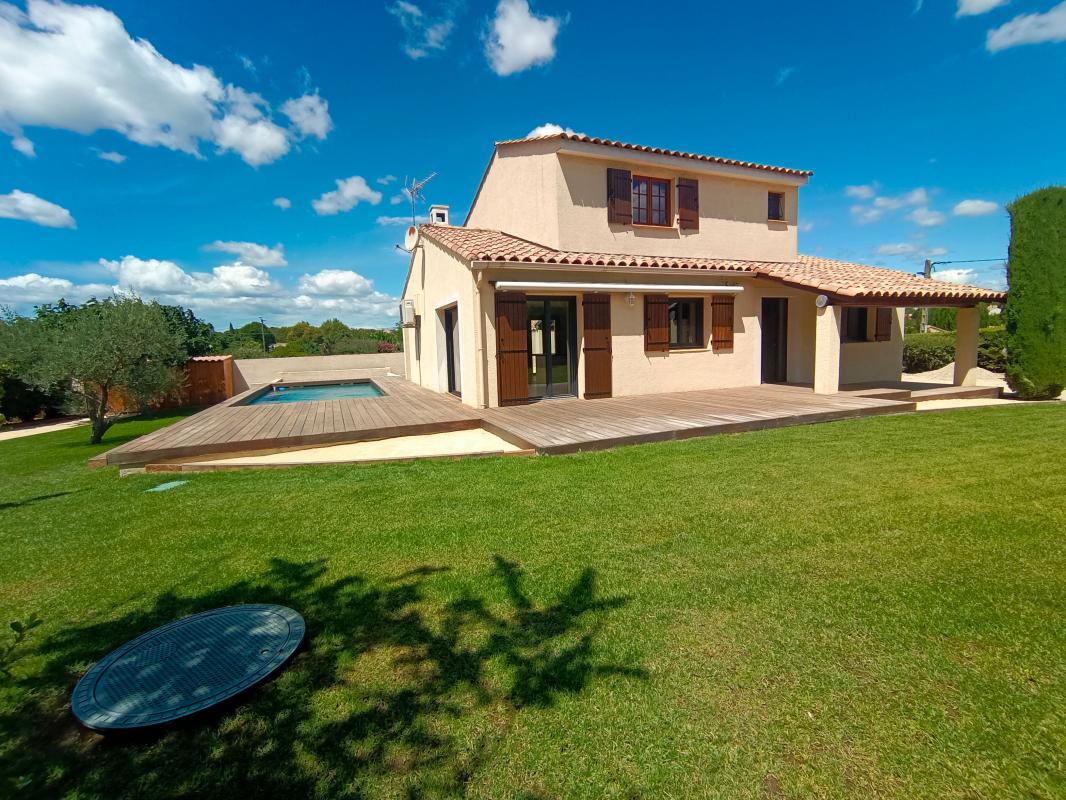 4 bedrooms Villa in Gard, France No. 299386