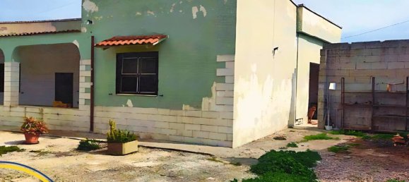 9-salle Villa à Brindisi, Italy No. 181010 39