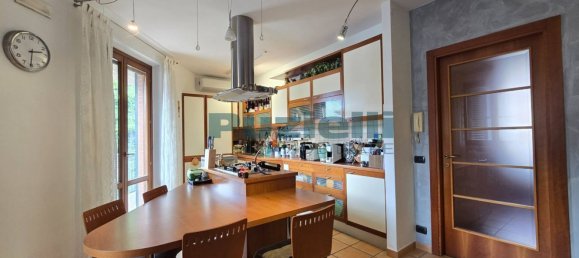 3 rooms Apartment in Porto San Giorgio, Italy No. 292941 7