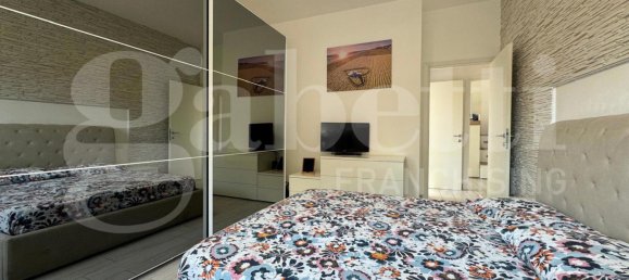 Apartamento T2 em Pomezia, Italy N.º 373735 16