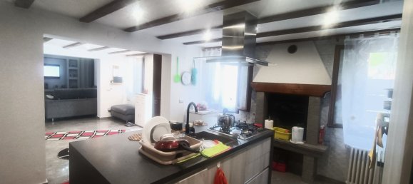 4 bedrooms House in Padua, Italy No. 381175 11