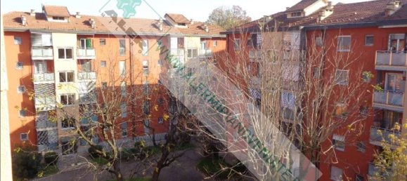 2 bedrooms Apartment in Milan, Italy No. 362152 4