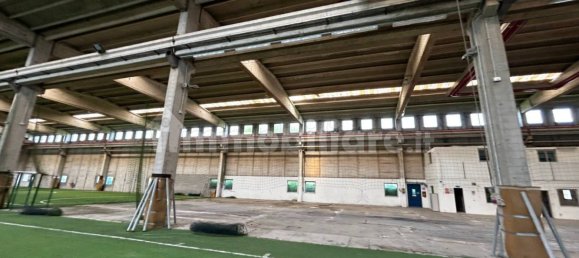 5 rooms Warehouse in Vercelli, Italy No. 207054 33