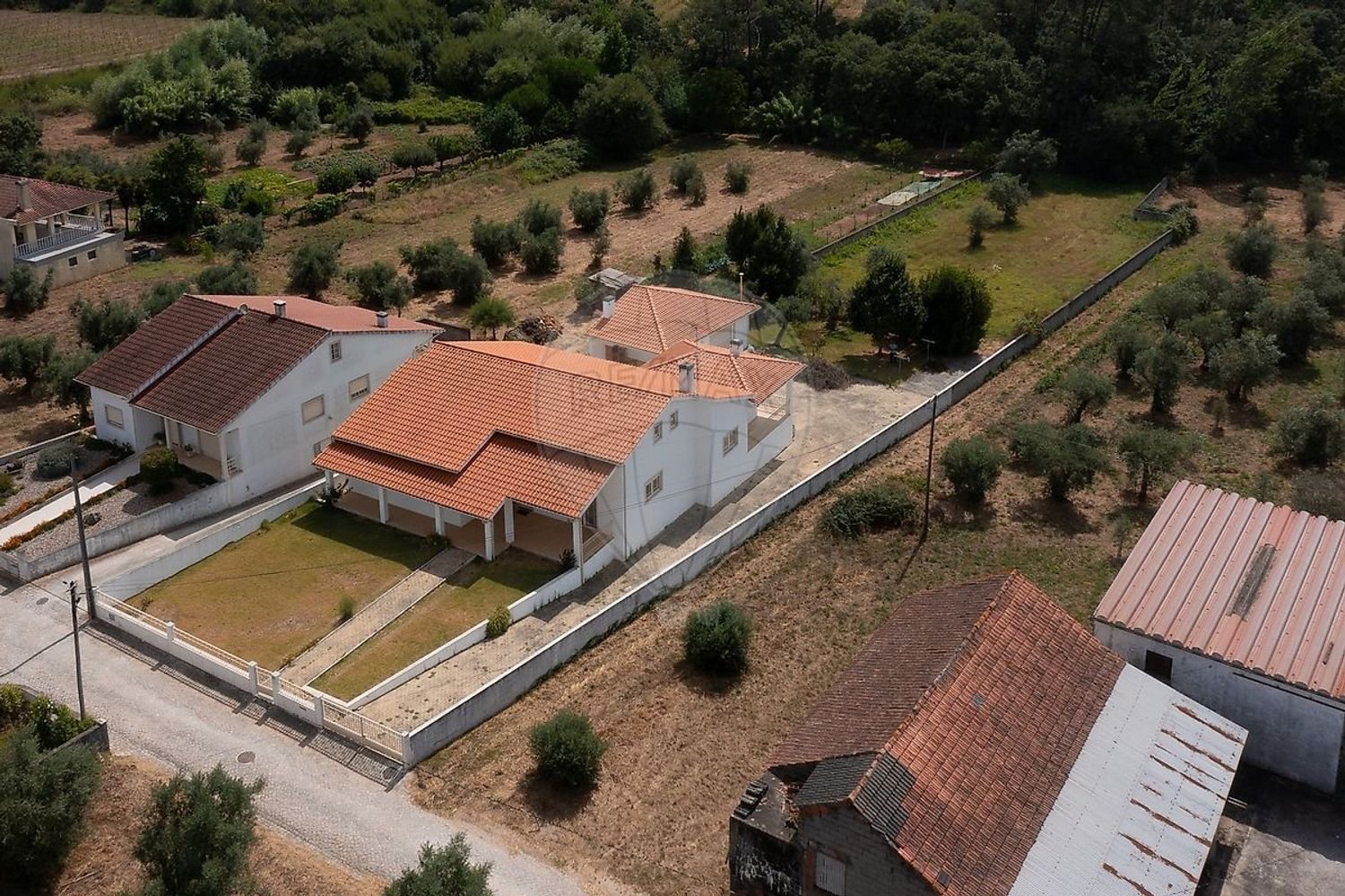 3 chambres Maison à Aguda, Portugal No. 26266