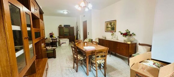 3 rooms Apartment in Marigliano, Italy No. 297808 3