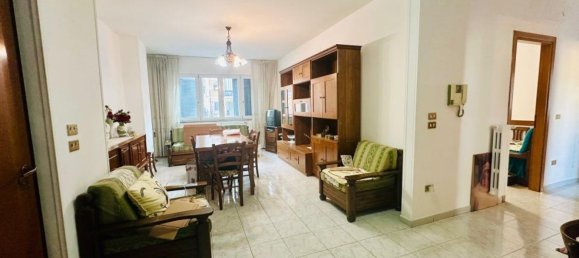 3 rooms Apartment in Marigliano, Italy No. 297808 2