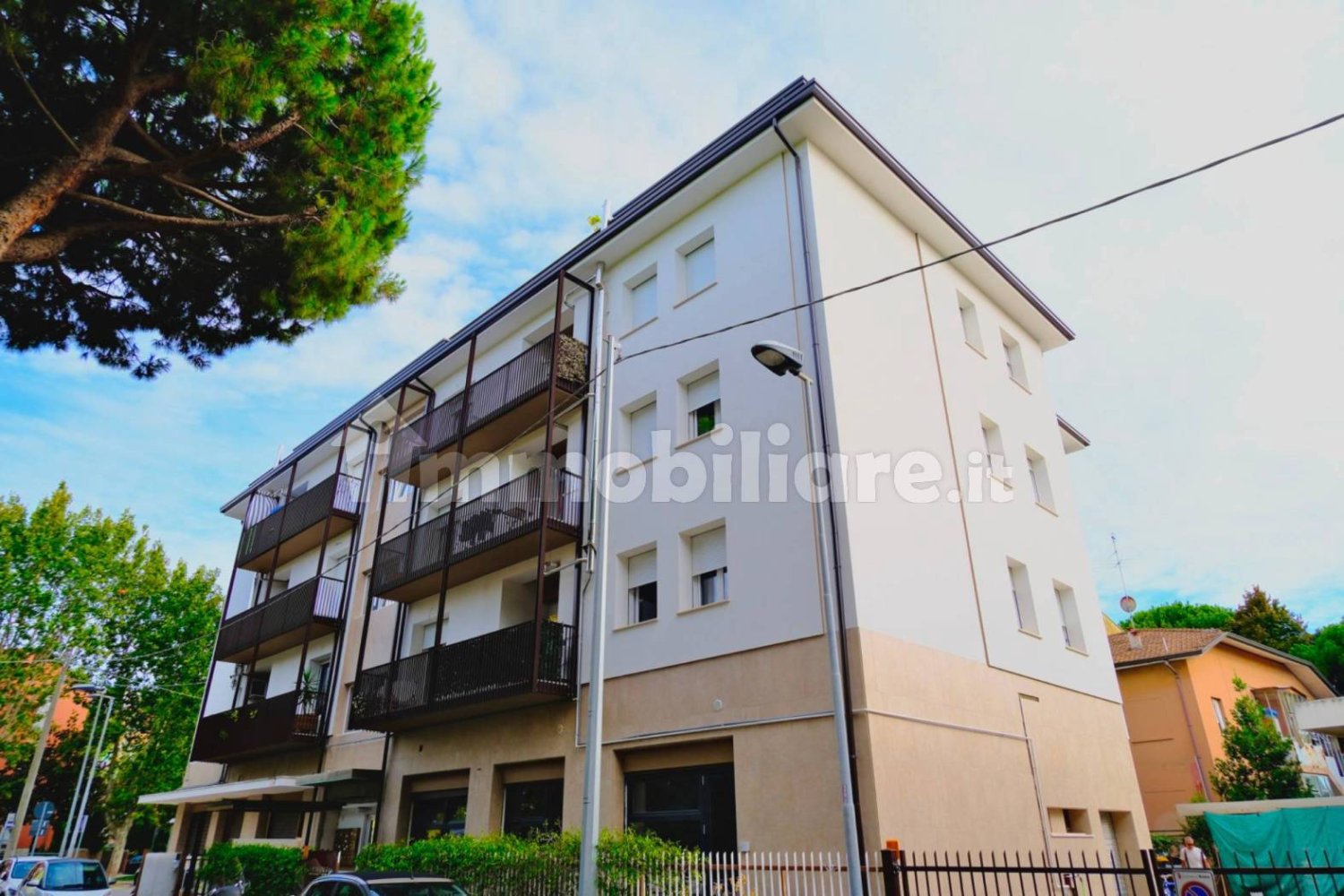 Apartamento de 2 dormitorios en Rimini, Italy No. 294212